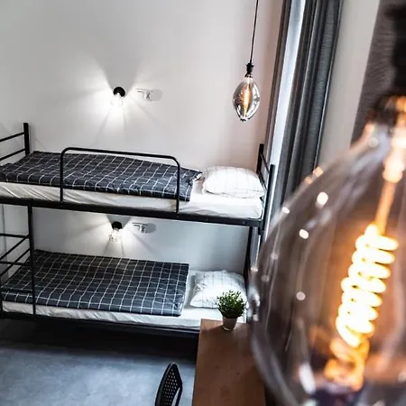 Hostel Chopin Host Κατοβίτσε